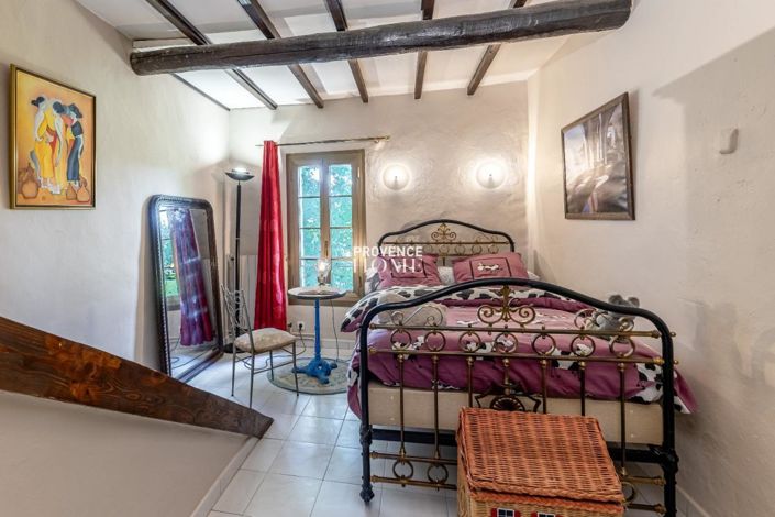 Image No.16-5 Bed House for sale