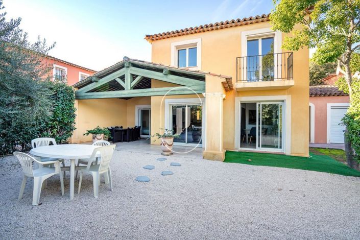 Image No.1-3 Bed House for sale