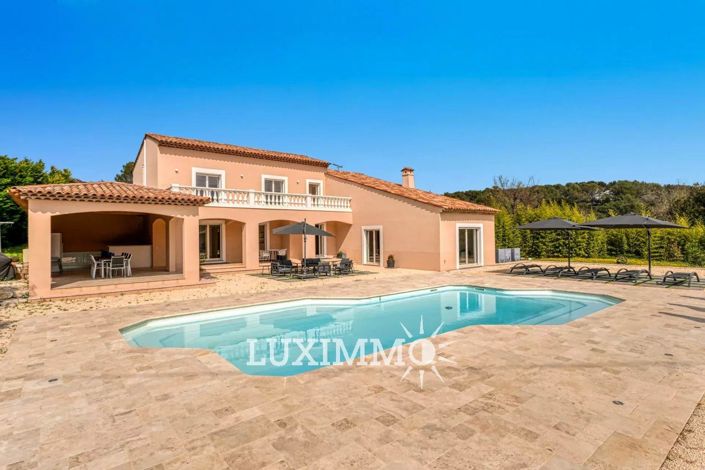 Image No.1-5 Bed House for sale
