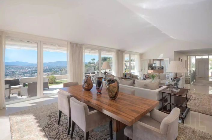 Image No.10-Maison de 5 chambres à vendre à Le Cannet