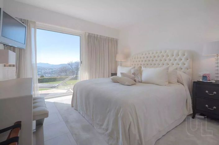 Image No.13-5 Bed House for sale