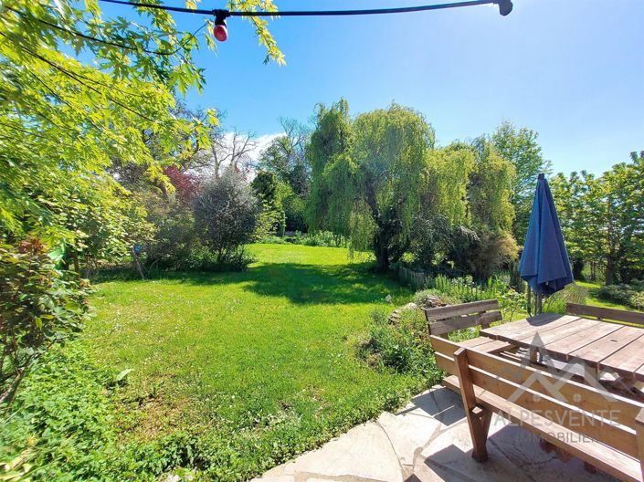 Image No.1-5 Bed House for sale