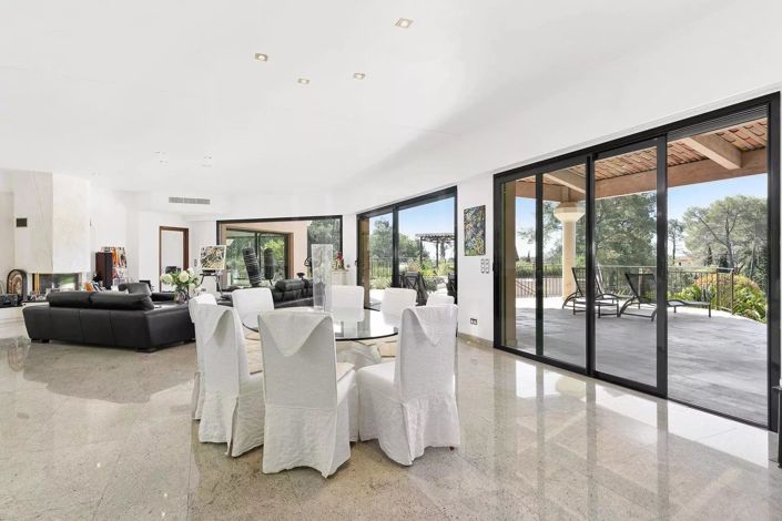 Image No.13-6 Bed House for sale