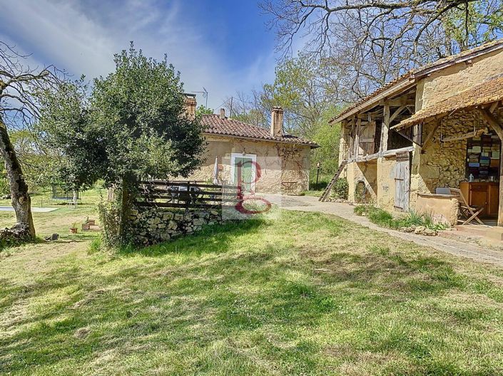 Image No.1-5 Bed House for sale