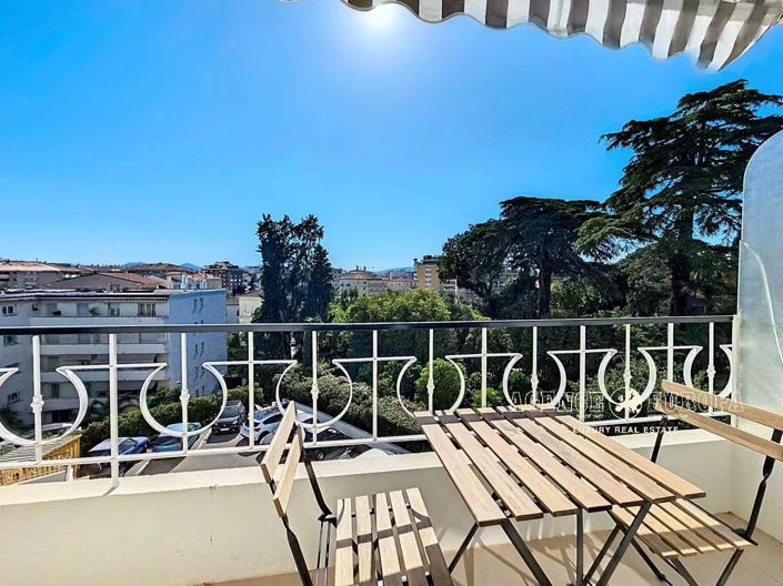 Image No.1-Appartement de 2 chambres à vendre à Cannes