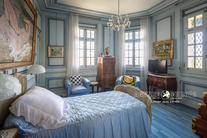 Image No.24-4 Bed House for sale