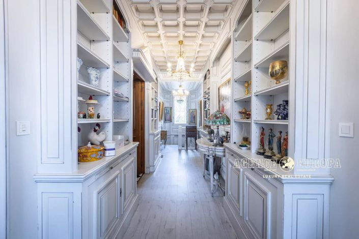 Image No.26-4 Bed House for sale