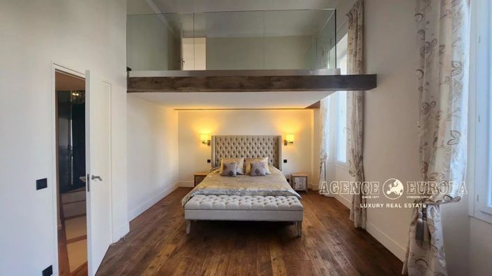 Image No.5-3 Bed Property for sale