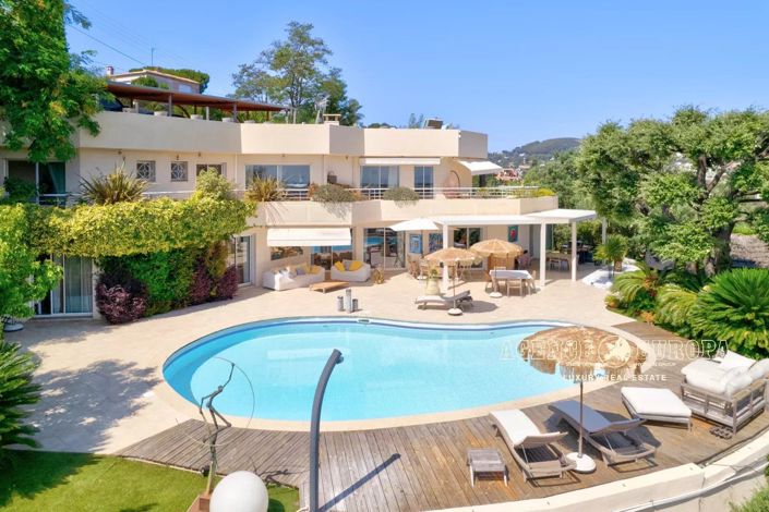 Image No.1-5 Bed House for sale