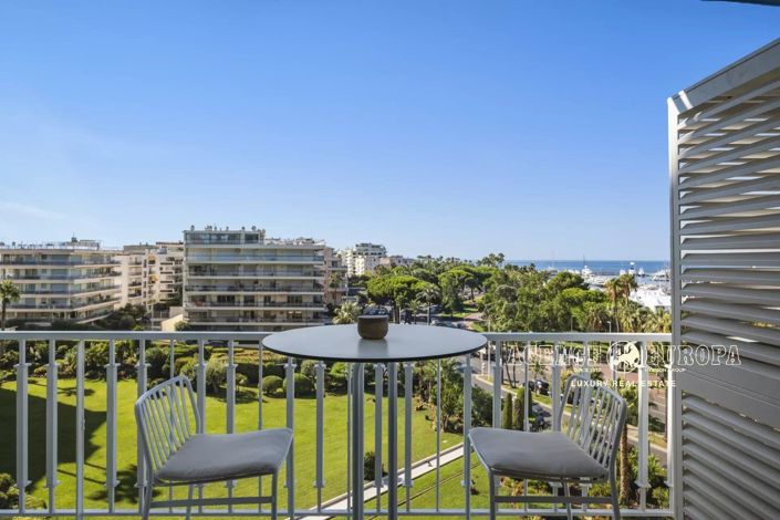 Image No.1-3 Bed Apartment for sale