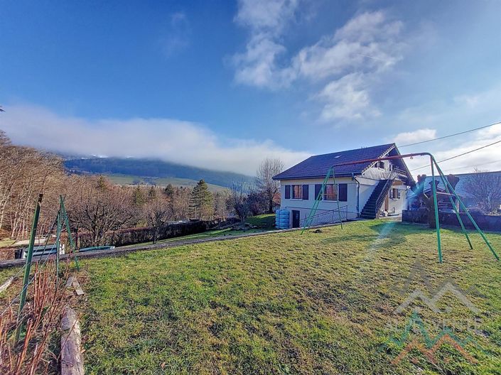 Image No.1-5 Bed House for sale