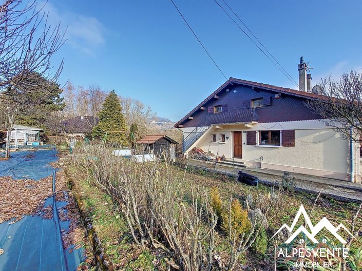 Image No.15-5 Bed House for sale