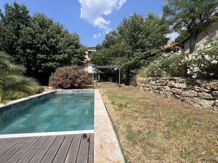 Image No.1-5 Bed House for sale