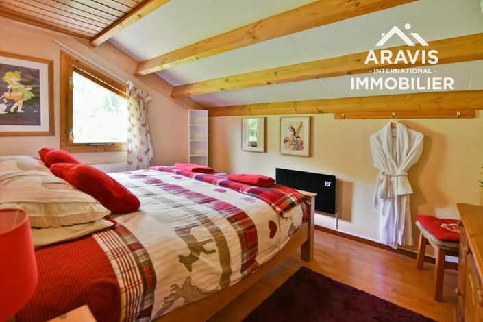 Image No.13-6 Bed House for sale