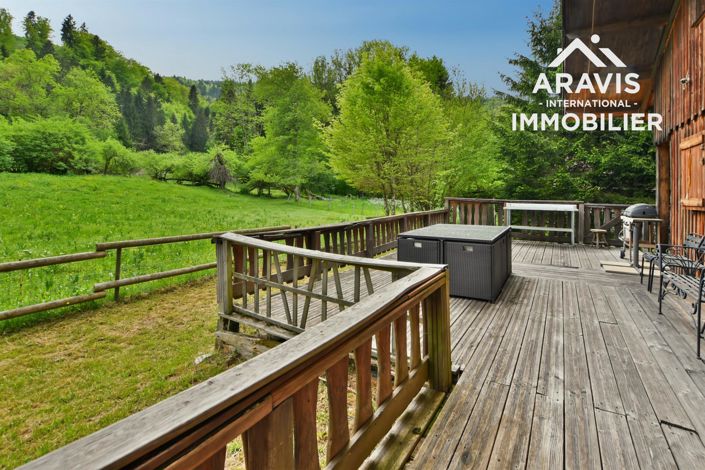 Image No.19-6 Bed House for sale