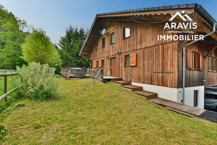 Image No.2-6 Bed House for sale