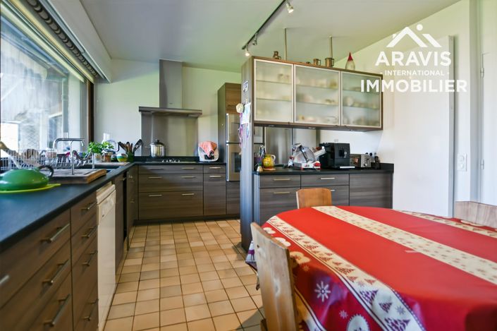 Image No.7-3 Bed House for sale