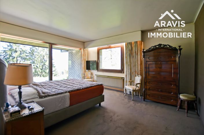 Image No.9-3 Bed House for sale