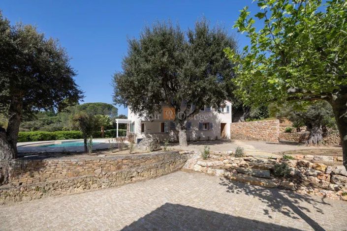 Image No.34-6 Bed House for sale