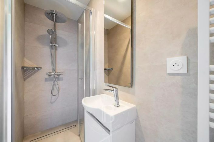 Image No.12-3 Bed Apartment for sale