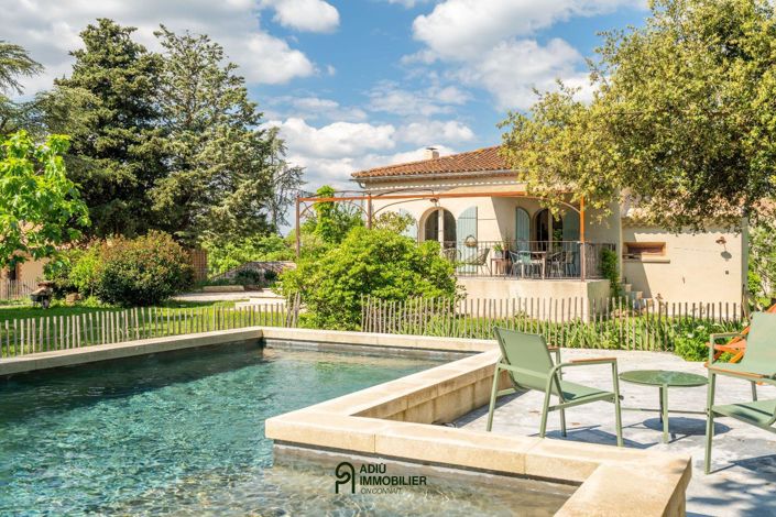 Image No.1-4 Bed House for sale