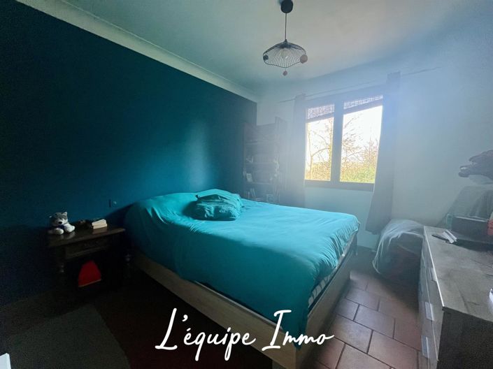 Image No.12-4 Bed House for sale