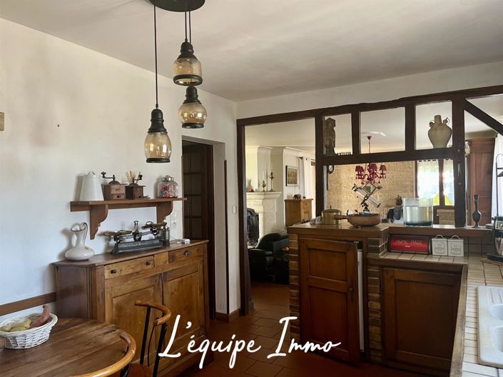 Image No.3-4 Bed House for sale