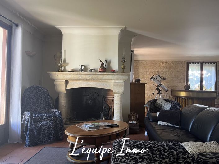 Image No.8-4 Bed House for sale