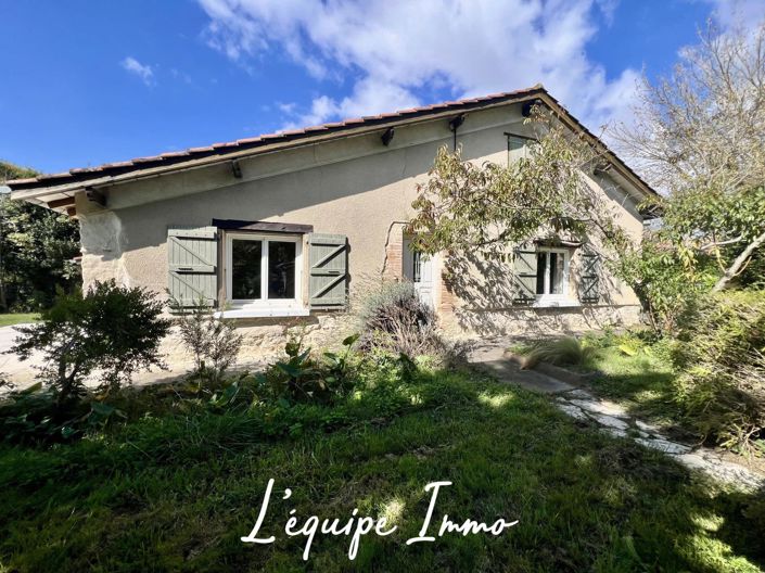 Image No.1-3 Bed House for sale