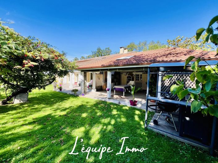 Image No.1-6 Bed House for sale