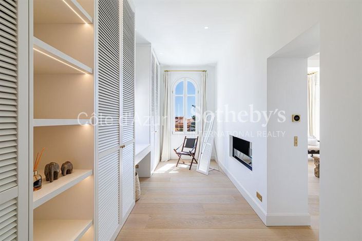 Image No.13-Propriété de 5 chambres à vendre à Nice