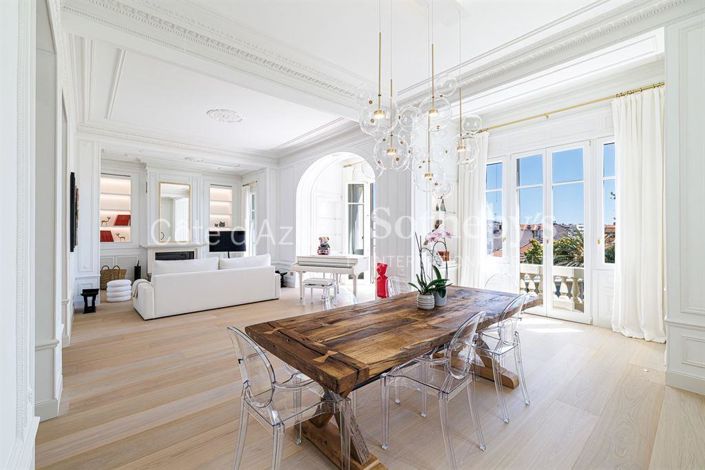 Image No.5-5 Bed Property for sale