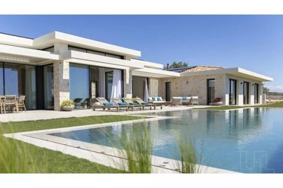 1 - Roquefort-les-Pins, House
