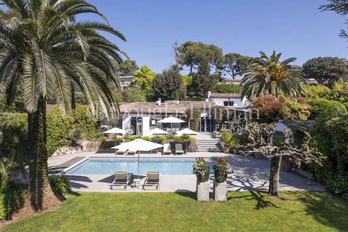 Image No.1-5 Bed House for sale