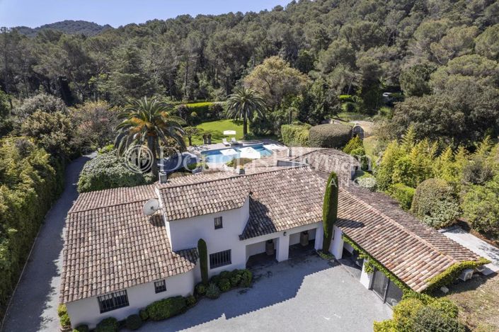 Image No.3-5 Bed House for sale