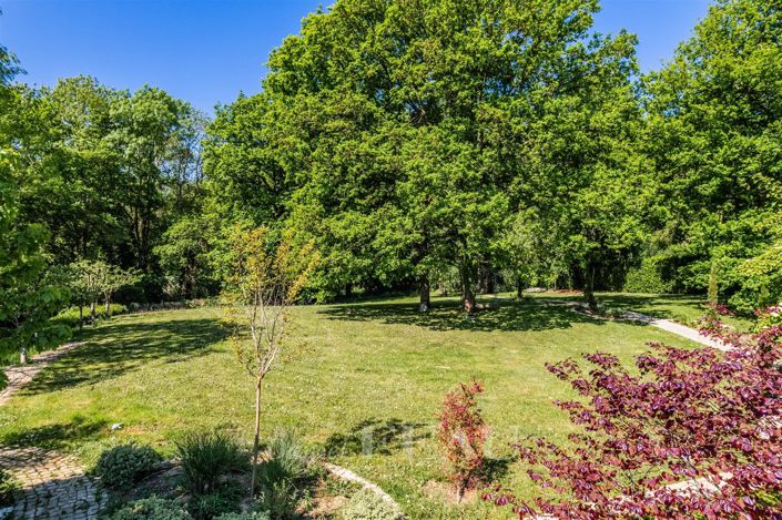 Image No.12-6 Bed House for sale