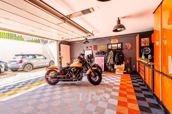 Image No.33-6 Bed House for sale