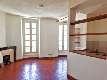 1 - Nîmes, Apartment