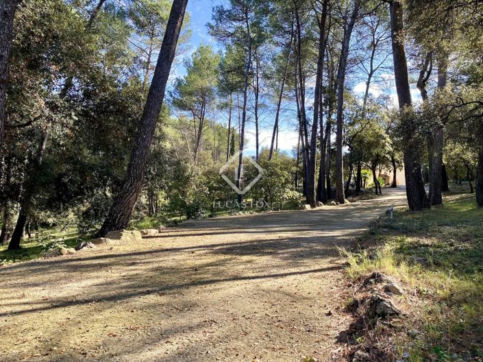 Image No.13-5 Bed House for sale