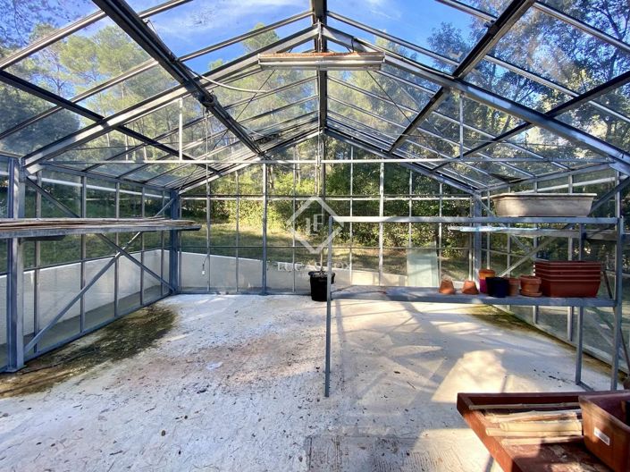 Image No.23-5 Bed House for sale