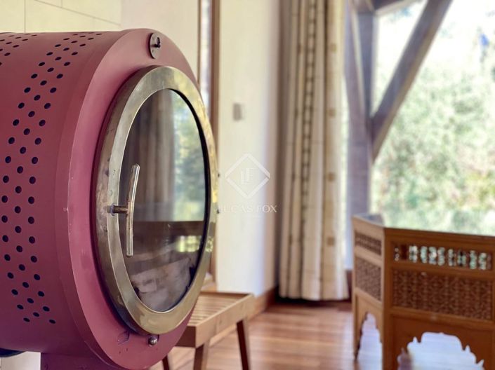 Image No.28-5 Bed House for sale