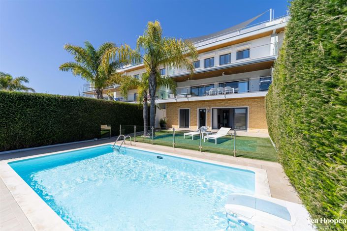 Image No.1-4 Bed House for sale