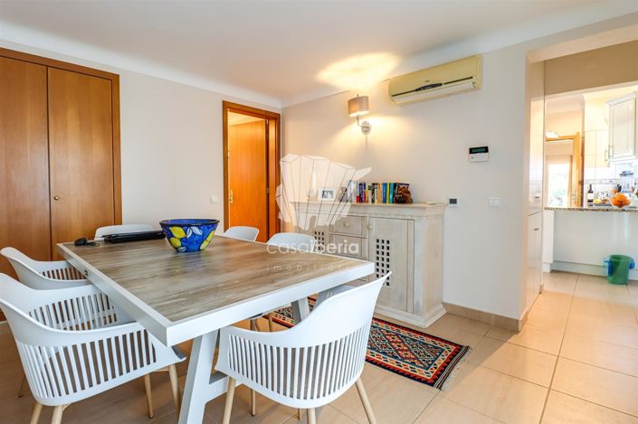 Image No.19-3 Bed House for sale