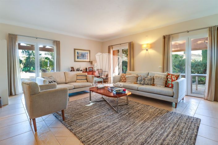 Image No.5-3 Bed House for sale