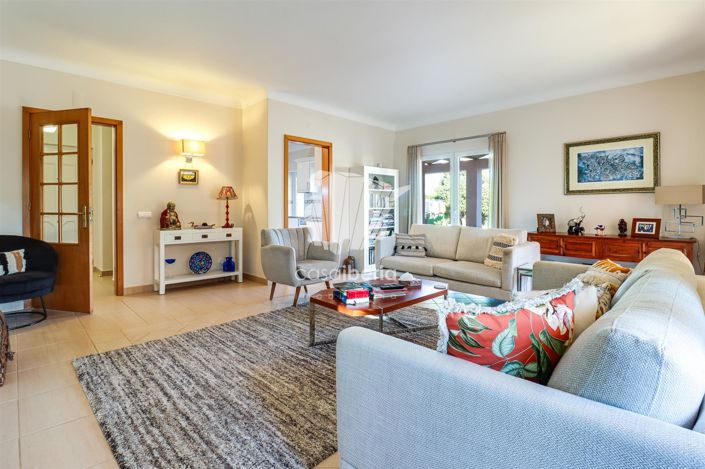 Image No.8-3 Bed House for sale