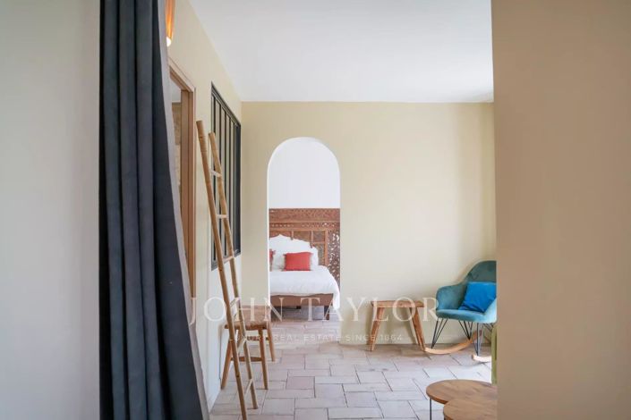 Image No.5-4 Bed House for sale