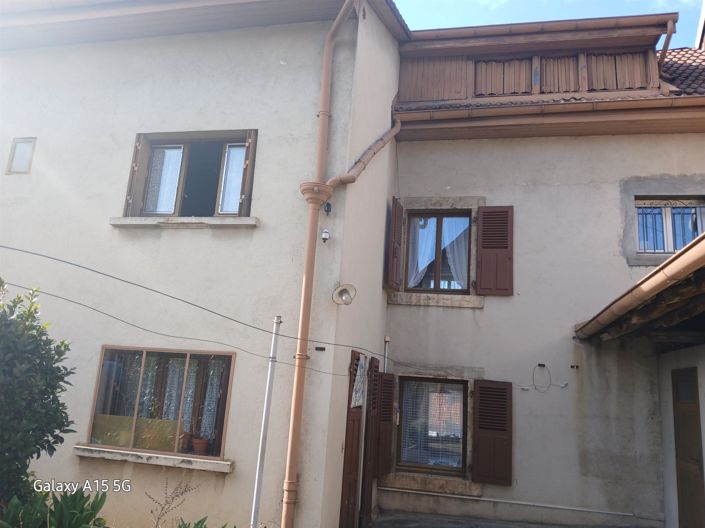 Image No.1-2 Bed House for sale