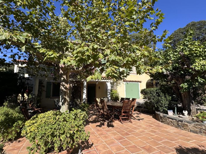 Image No.15-5 Bed House for sale