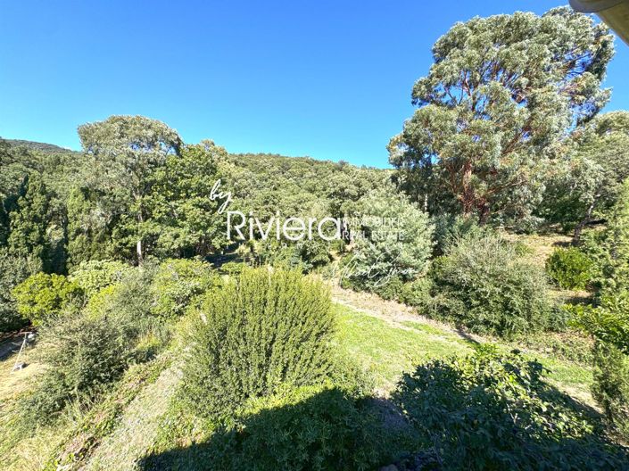 Image No.22-5 Bed House for sale