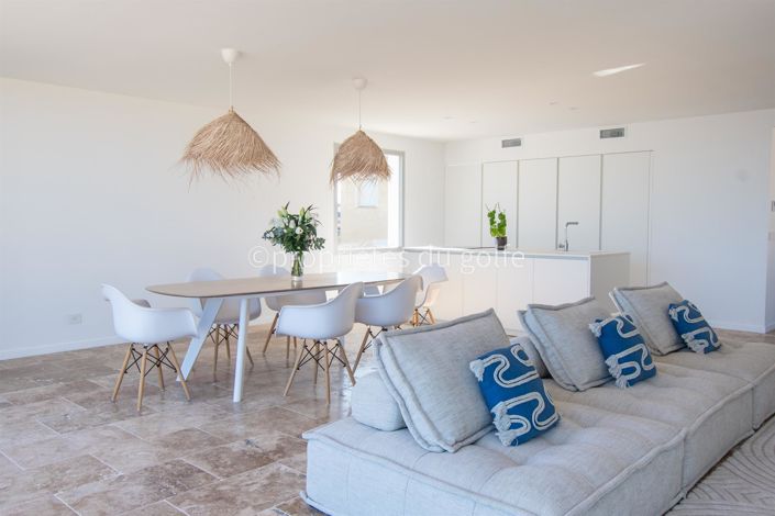 Image No.10-4 Bed House for sale